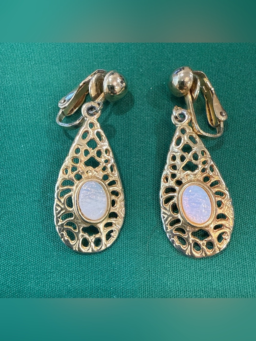 Gold-Tone Filigree Drop Earrings with Iridescent Oval Stones Clip On 55D